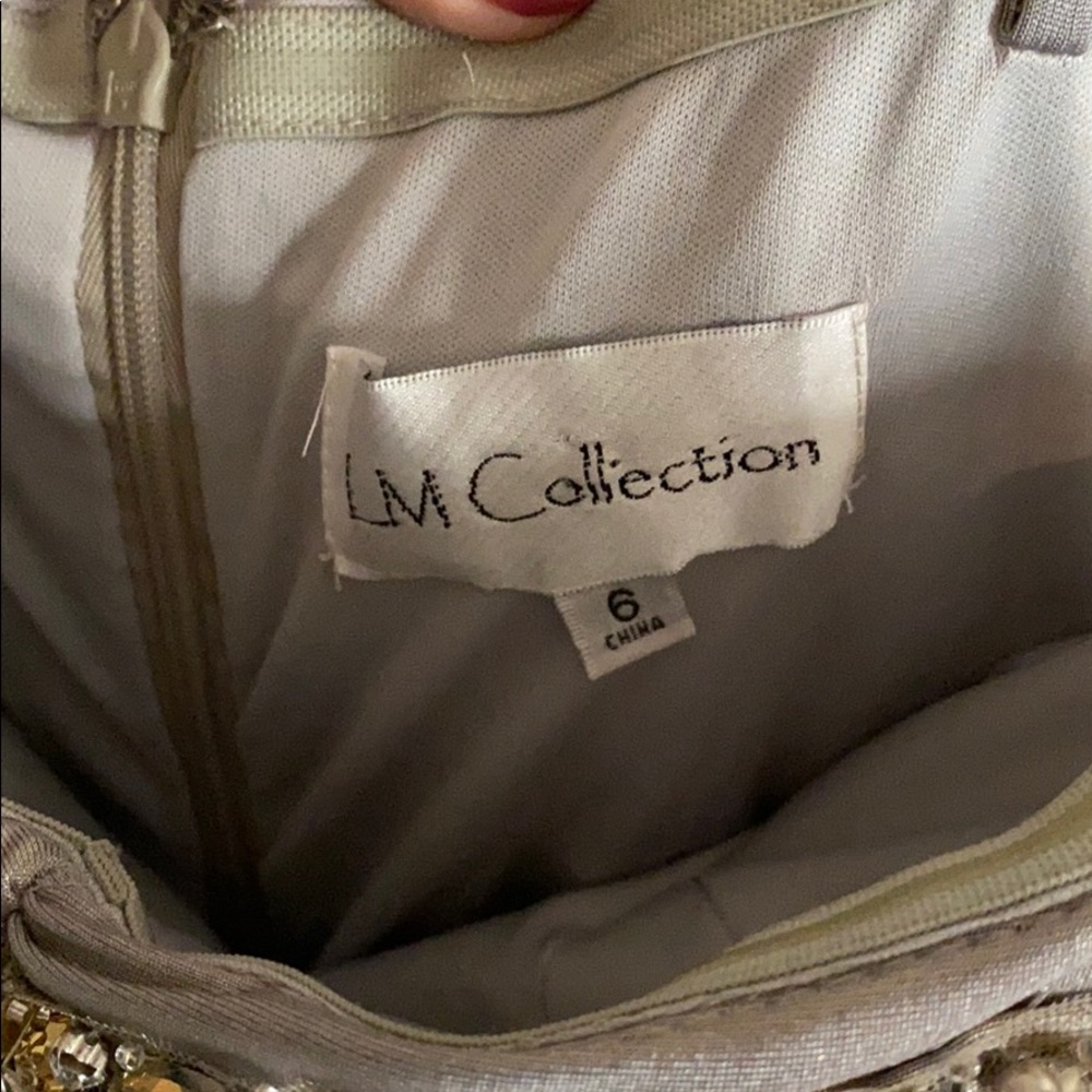 LM Collection Dress - Picture 6 of 7